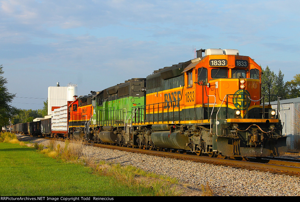 BNSF 1833